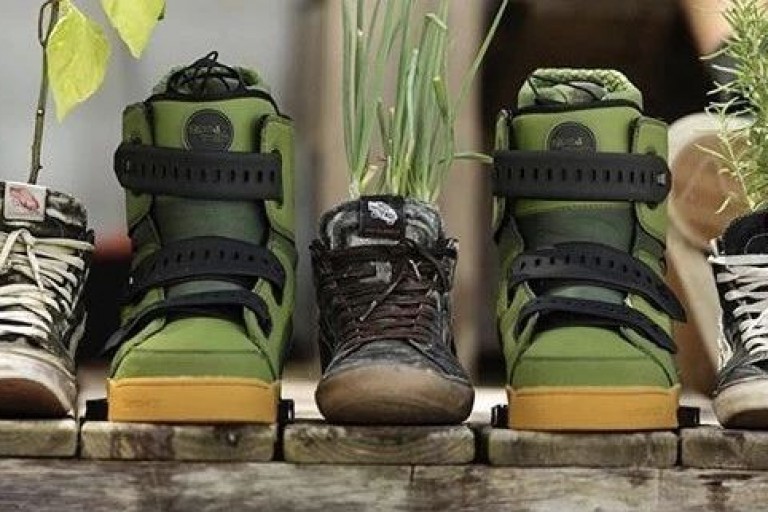 愚人节以旧换新?SLINGSHOT这是闹哪样?