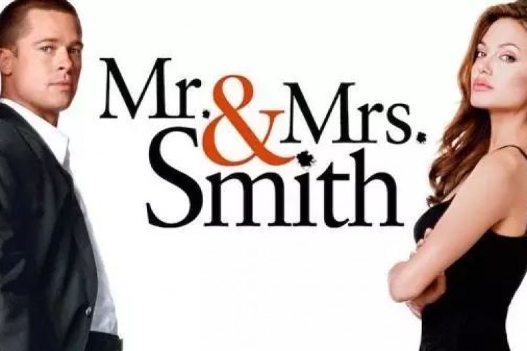 “史密斯夫妇”:Dean Smith(迪恩-史密斯)、Amber Smith(安贝尔-史密斯)